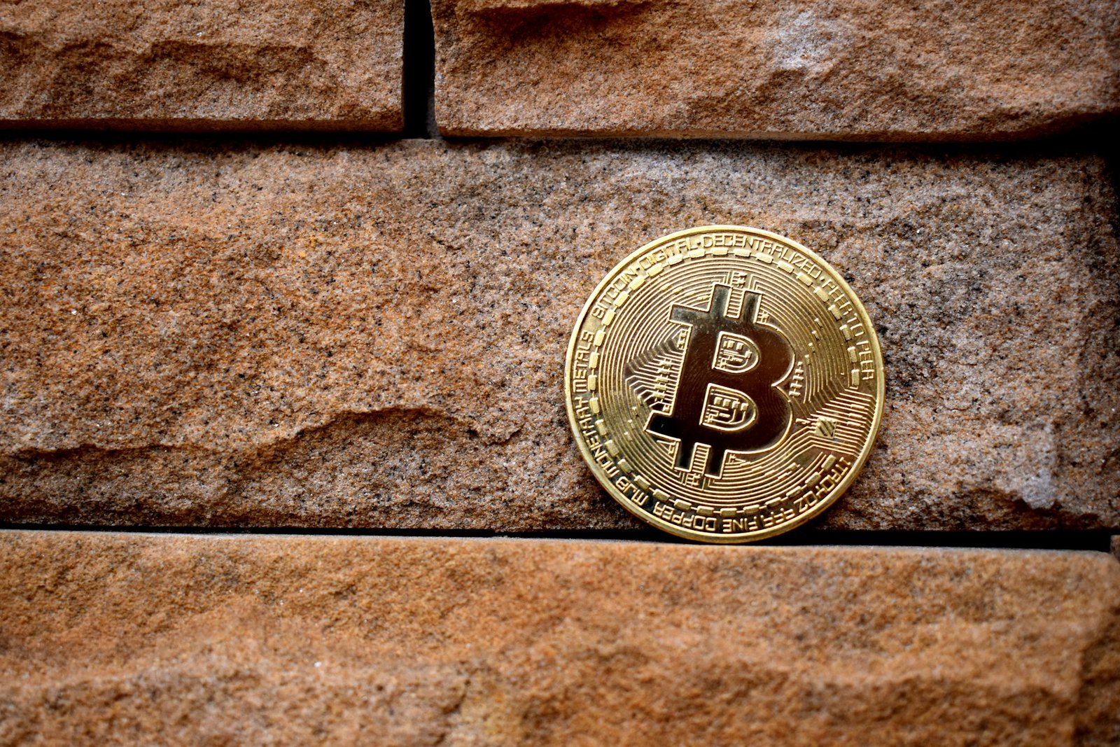 Bitcoin Signals Strength As Long-Term Holder Realized Cap Surges Past $20 Billion