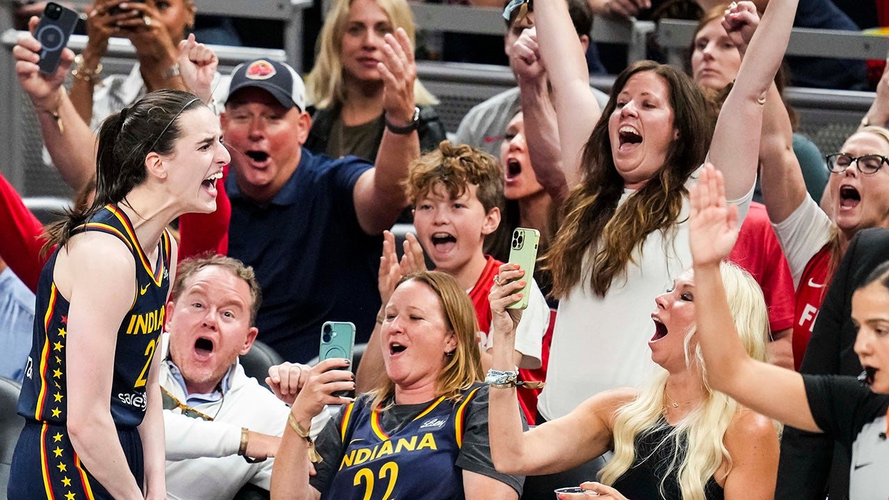 Caitlin Clark tops WNBA All-Star voting ahead of Fever hosting the game