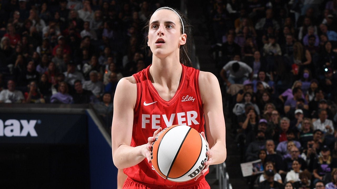 Clark struggles to find rhythm as Fever blow 13-point lead against Valkyries