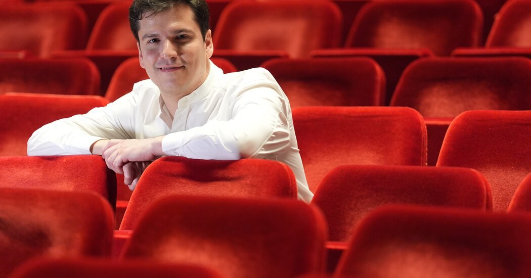 Demis Volpi to Leave Hamburg Ballet After Just 10 Months