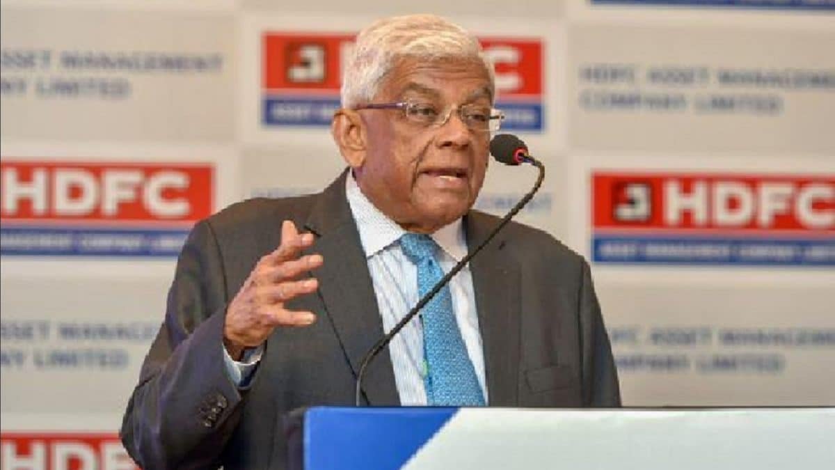 Did ICICI Bank Try To Acquire HDFC Once? Know What Deepak Parekh Reveals | Business News