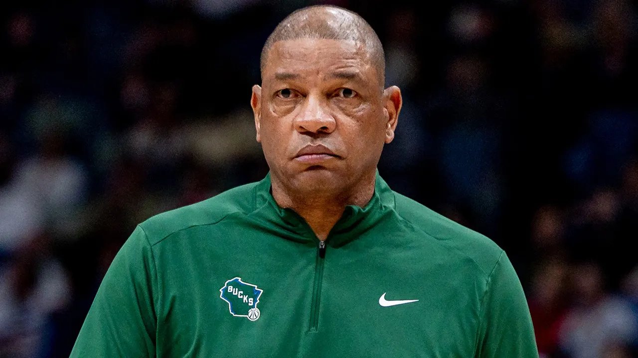 NBA coach calls on Democrats to make change after presidential election defeat