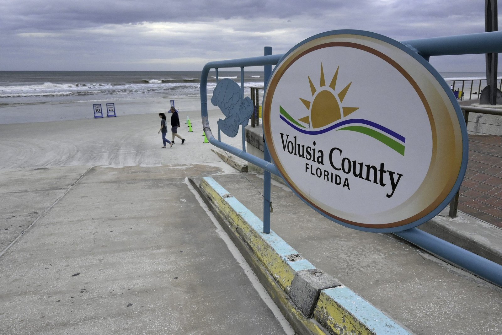 Colorado honeymooner dies after rare lightning strike on Florida beach