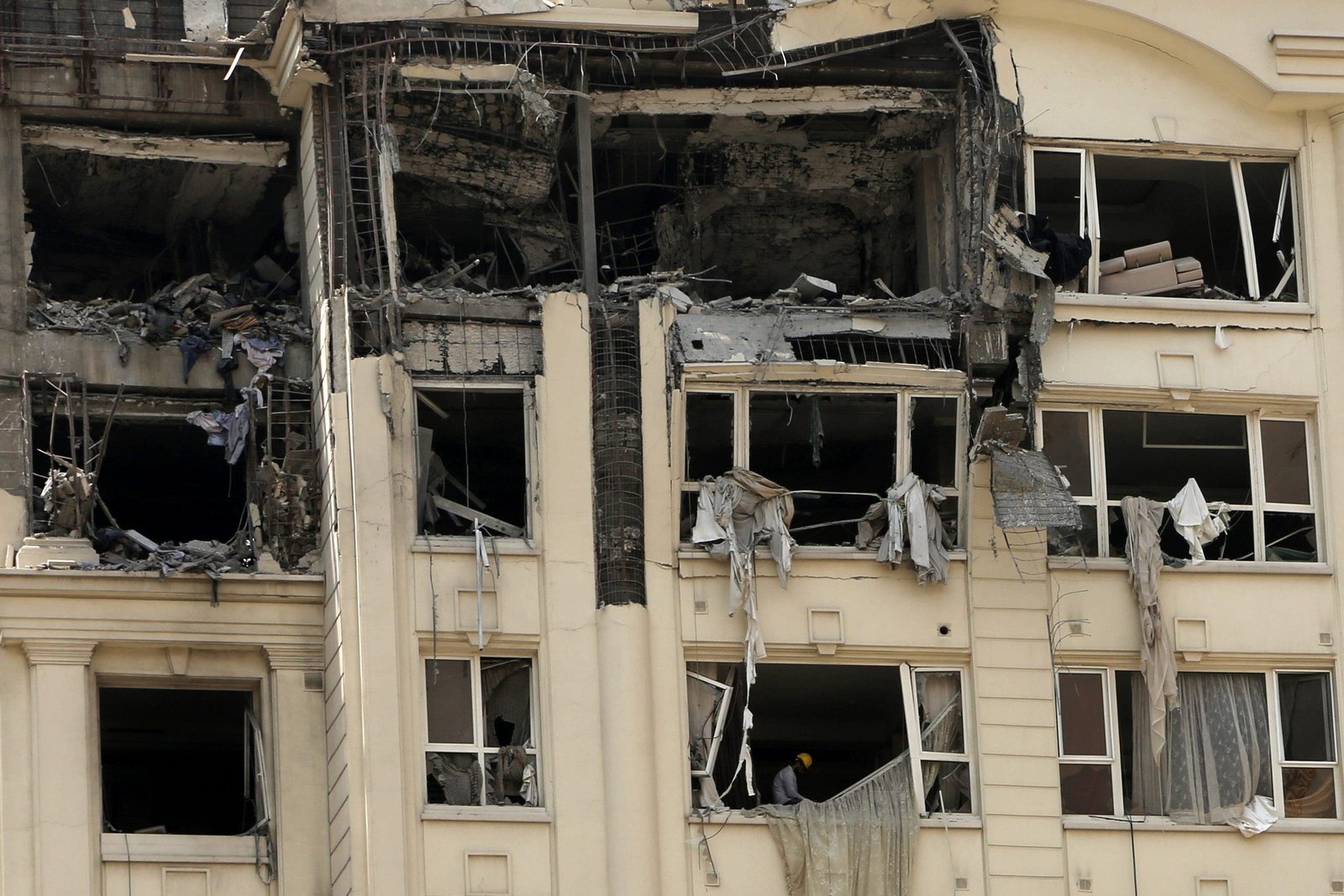 Global leaders urge restraint after Israel strikes over 100 targets in Iran