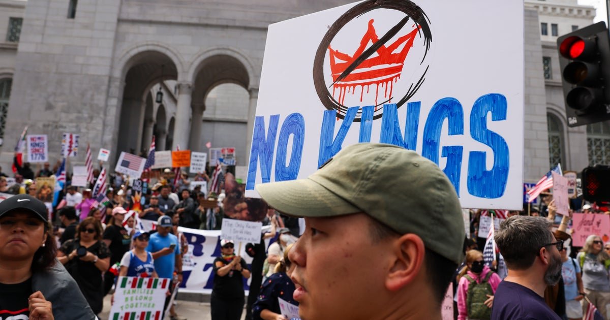"No Kings" protests draw crowds in cities across U.S.