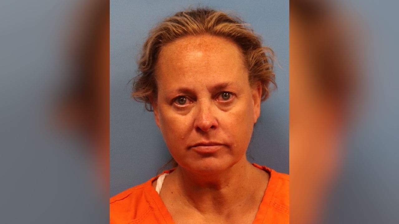 Kindergarten 'Teacher of the Year' arrested on sex charges with teens in Alabama