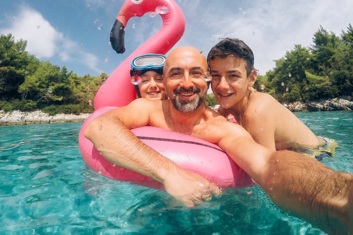 I’m a neuroscientist. Here’s why summer makes you so happy