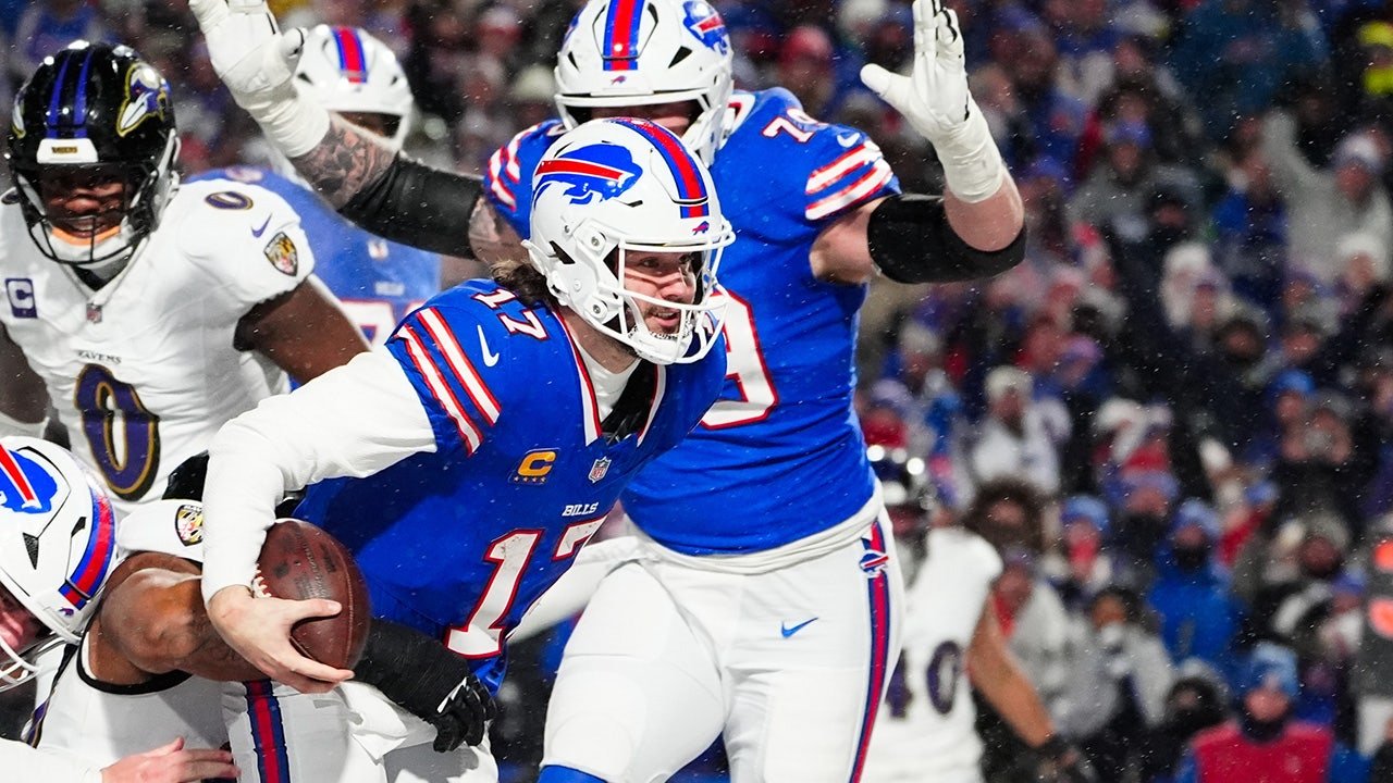 Josh Allen disagrees with Bills' vote to ban controversial tush push