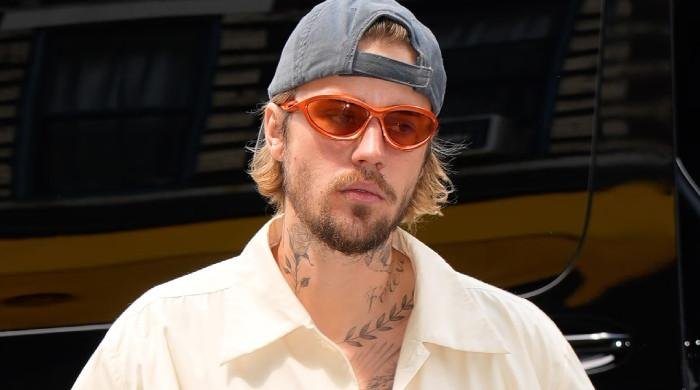 Justin Bieber calls out critics amid wife Hailey's 'Rhode' news