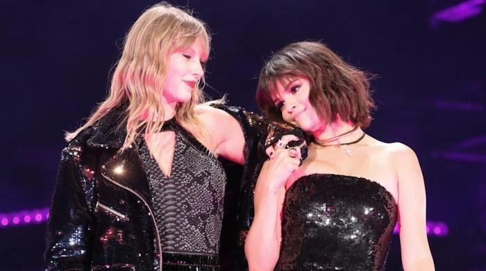 Taylor Swift, Selena Gomez fans in distress after recent outing: Watch