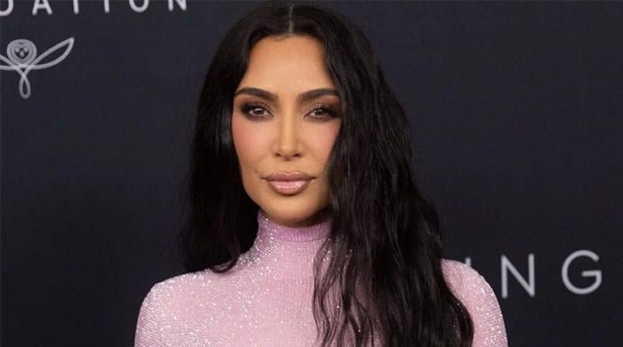 Kim Kardashian looks unrecognizable after hair transformation