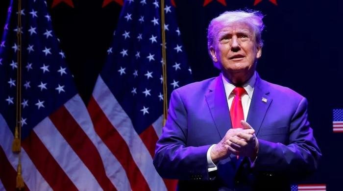 Trump rewarding loyalists with pardon spree
