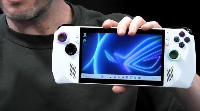 Microsoft and ASUS launch sleek new Xbox handheld consoles