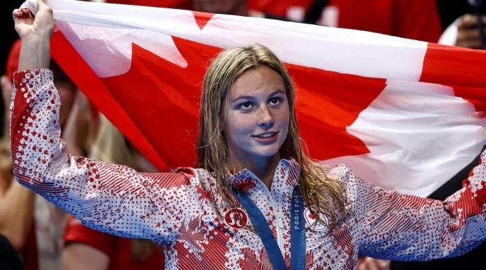 Canadian teenager McIntosh smashes 200m medley world record
