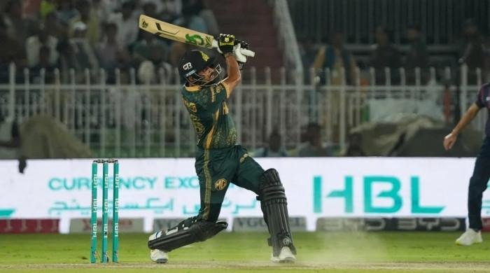 England's Sam Billings welcomes 'King' Babar Azam to BBL