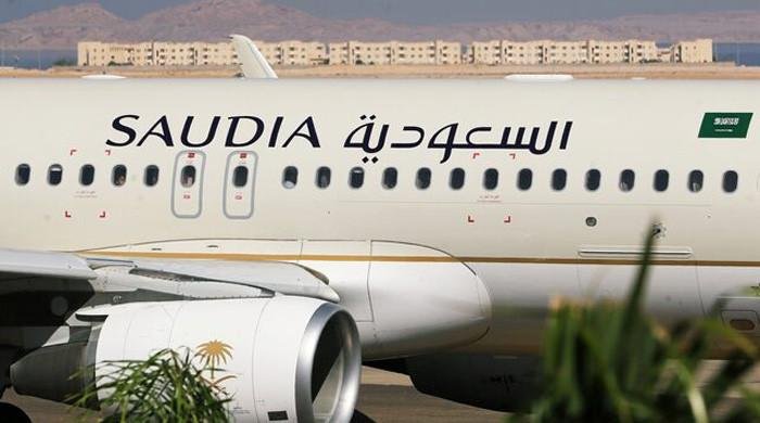 Bomb threat diverts plane of Hajj pilgrims in Indonesia