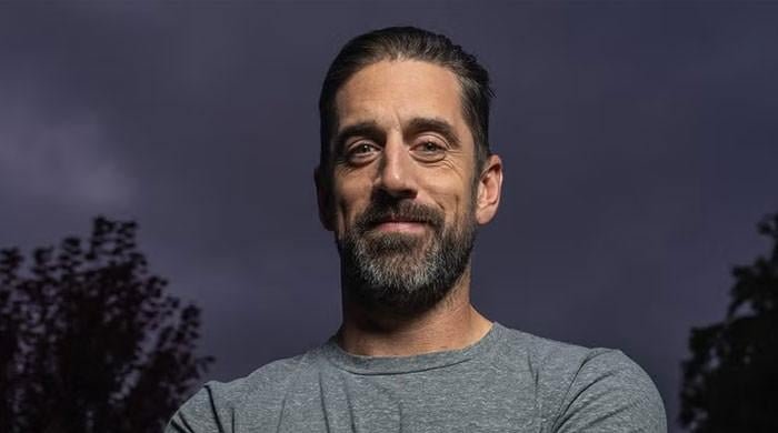 Aaron Rodgers calls out rumors about his private life