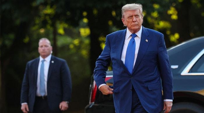 Trump survives impeachment vote as House Democrats divide over Iran strikes