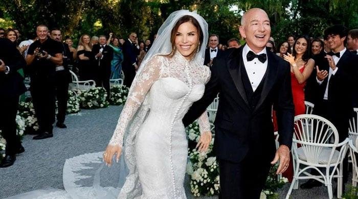 Jeff Bezos, Lauren Sánchez wedding dress excitement laid bare