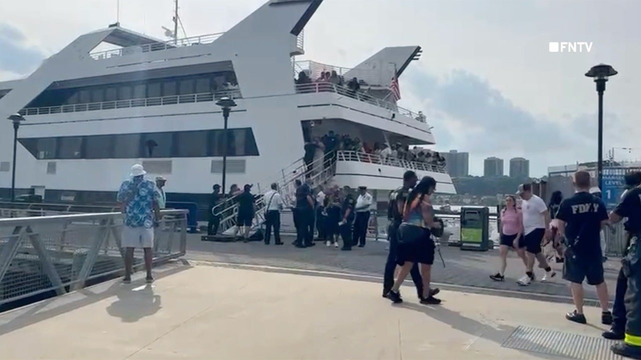 Nearly a dozen injured after 400-person NYC yacht strikes Manhattan dock