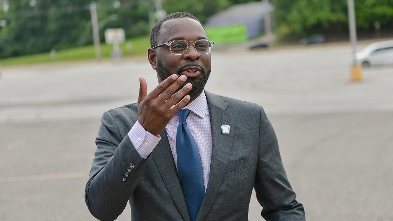 Memphis mayor targeted in kidnapping attempt after boasting of declining crime