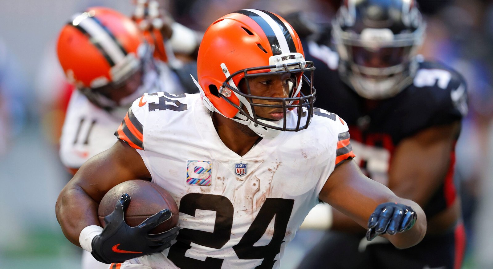 Former Browns RB Nick Chubb signs with Texans on deal worth up to $5 million