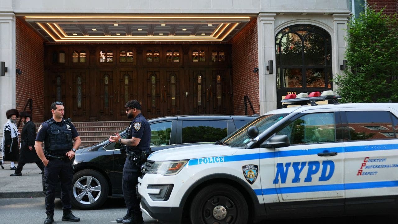NYPD boosts security at Jewish sites across NYC after Israeli strikes on Iran
