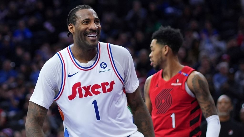 Sources - 76ers' Andre Drummond picks up $5M option for '25-26
