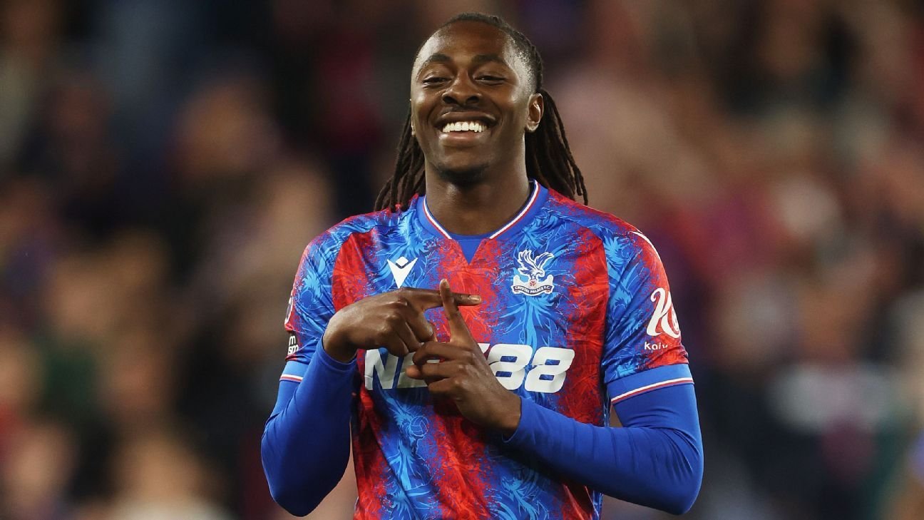 Transfer rumors, news: Arsenal go up against Spurs for Eze