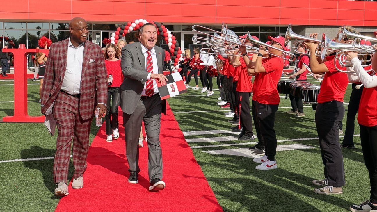 'The best show in town': Dan Mullen wants to win in style at UNLV