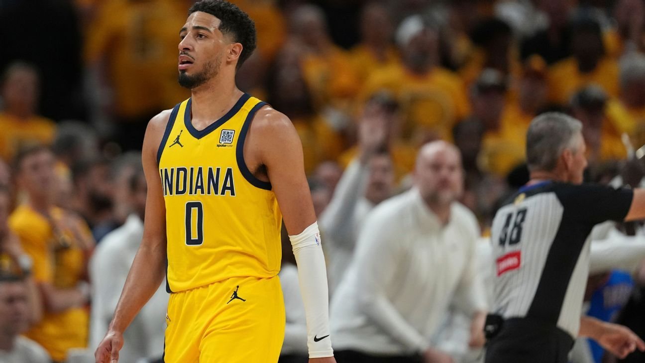 Sources - Haliburton believed to have calf strain, will have MRI