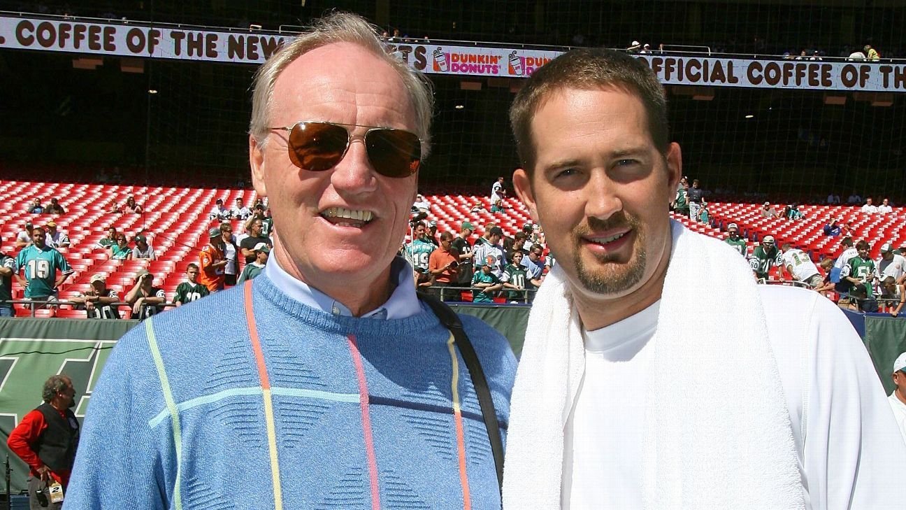 Cowboys' Brian Schottenheimer thinking of dad, Marty, on Father's Day