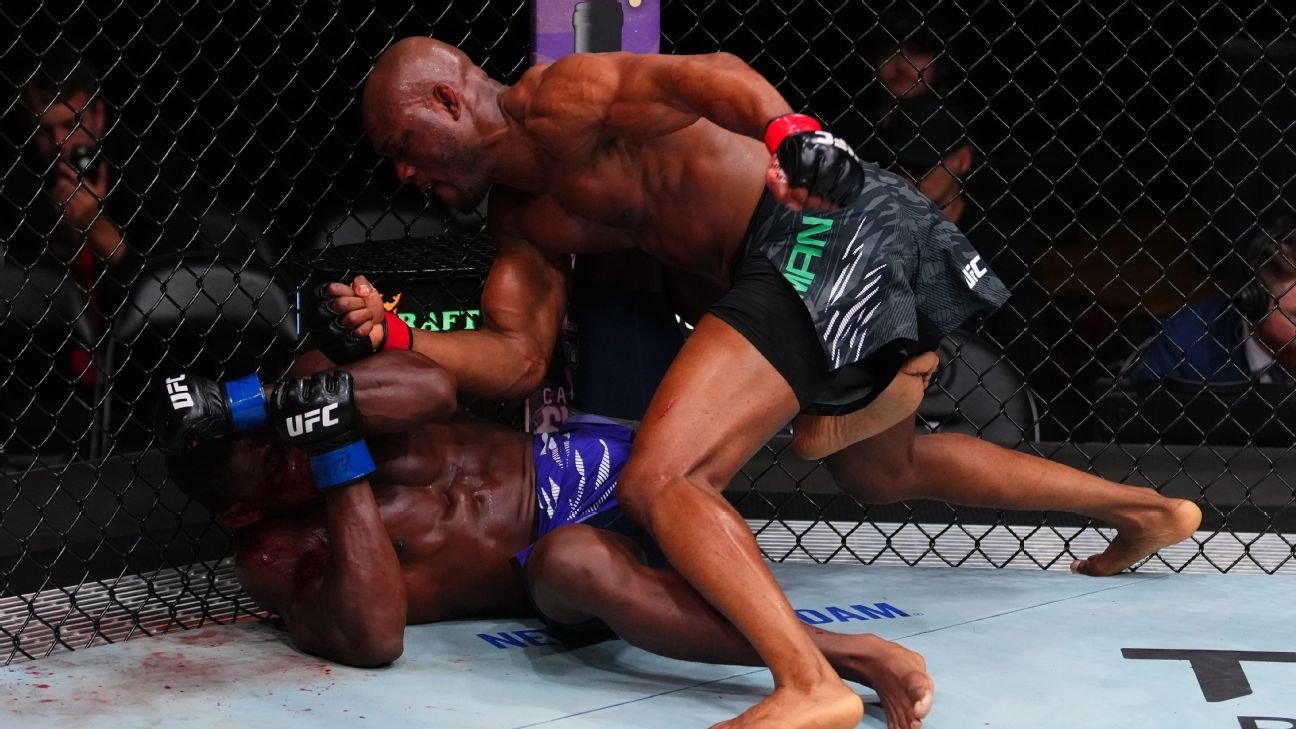 Usman takes down Buckley in UFC main event for 1st win since '21