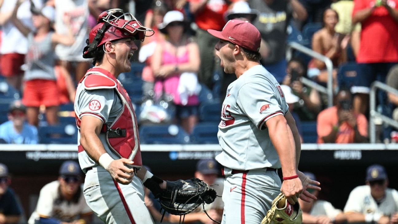 Inside Gage Wood's historic no-hitter for Arkansas at the MCWS