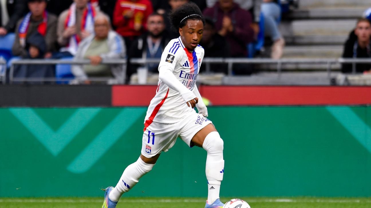 Transfer rumors, news: Chelsea keeping tabs on Lyon's Fofana