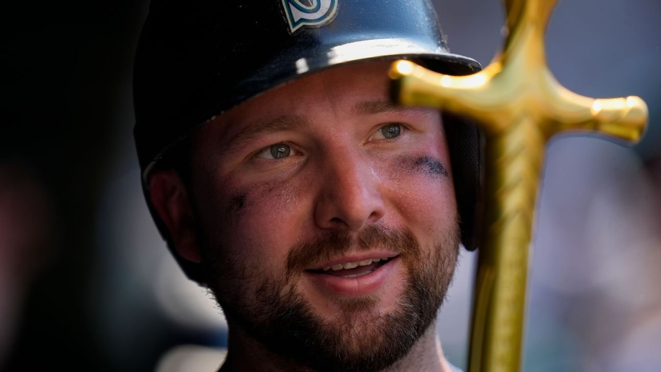 Cal Raleigh's 29 HRs most by catcher before All-Star break