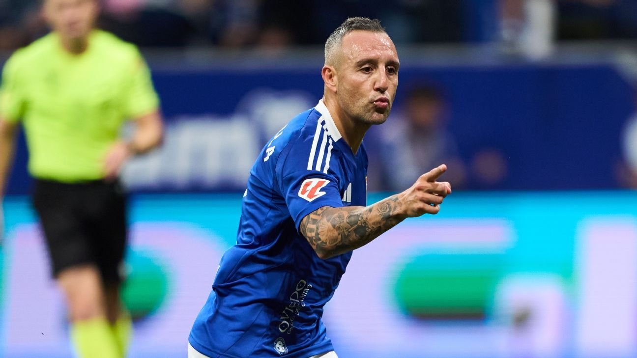 Santi Cazorla helps Real Oviedo end 24-year LaLiga absence