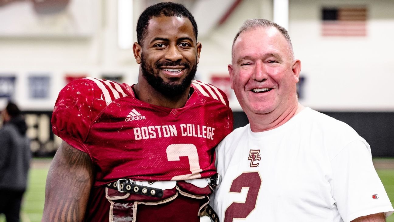 Inside Bryce Steele's journey back to the football field after battling cancer