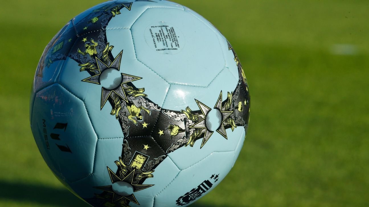 Teenage Argentine player Carlos Nuin dies during knee surgery