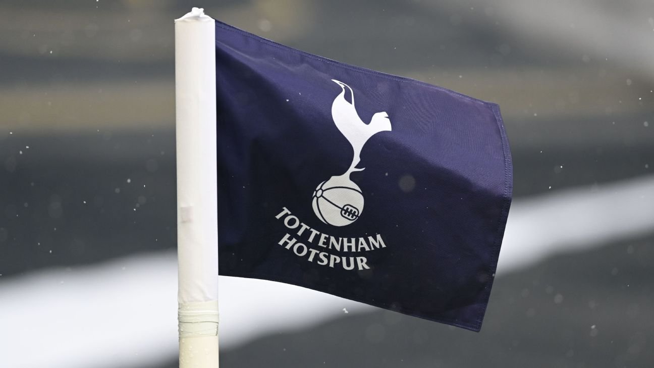 Tottenham fined over anti-gay chants vs. Manchester United