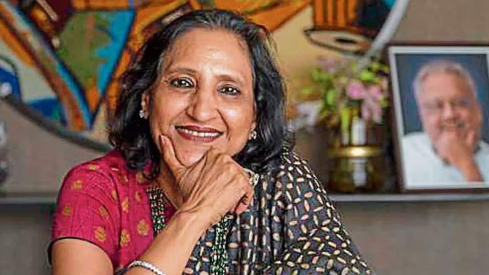Rekha Jhunjhunwala Sells Entire 5.07% Stake In This Gaming Firm, Stock At 52-Week High