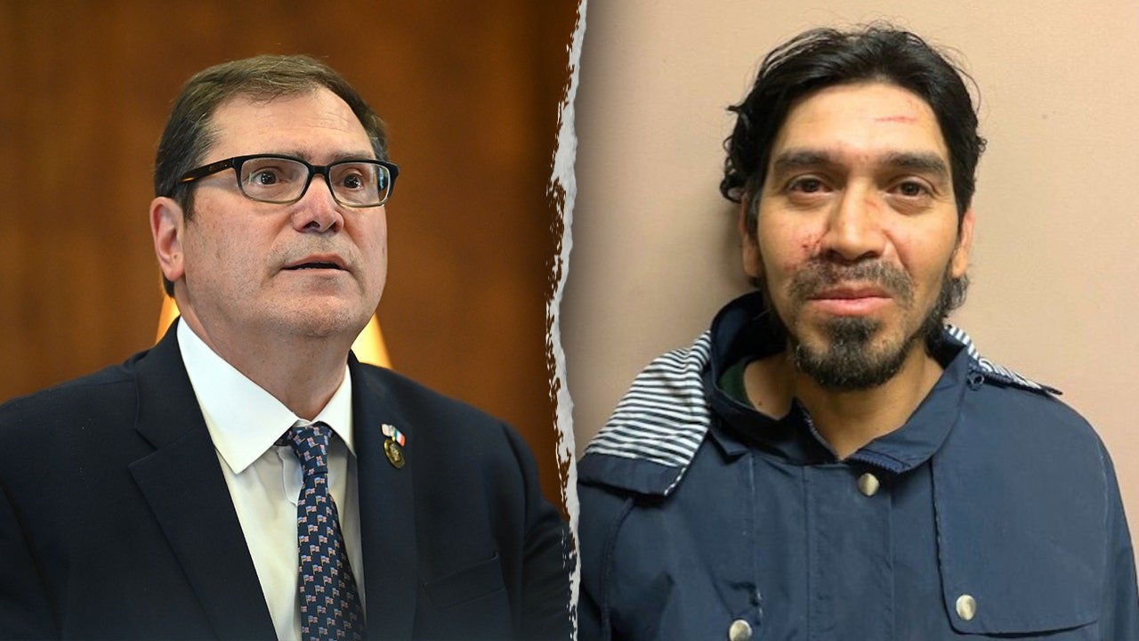 Knife-wielding illegal migrant accused of threatening US Attorney on NY streets