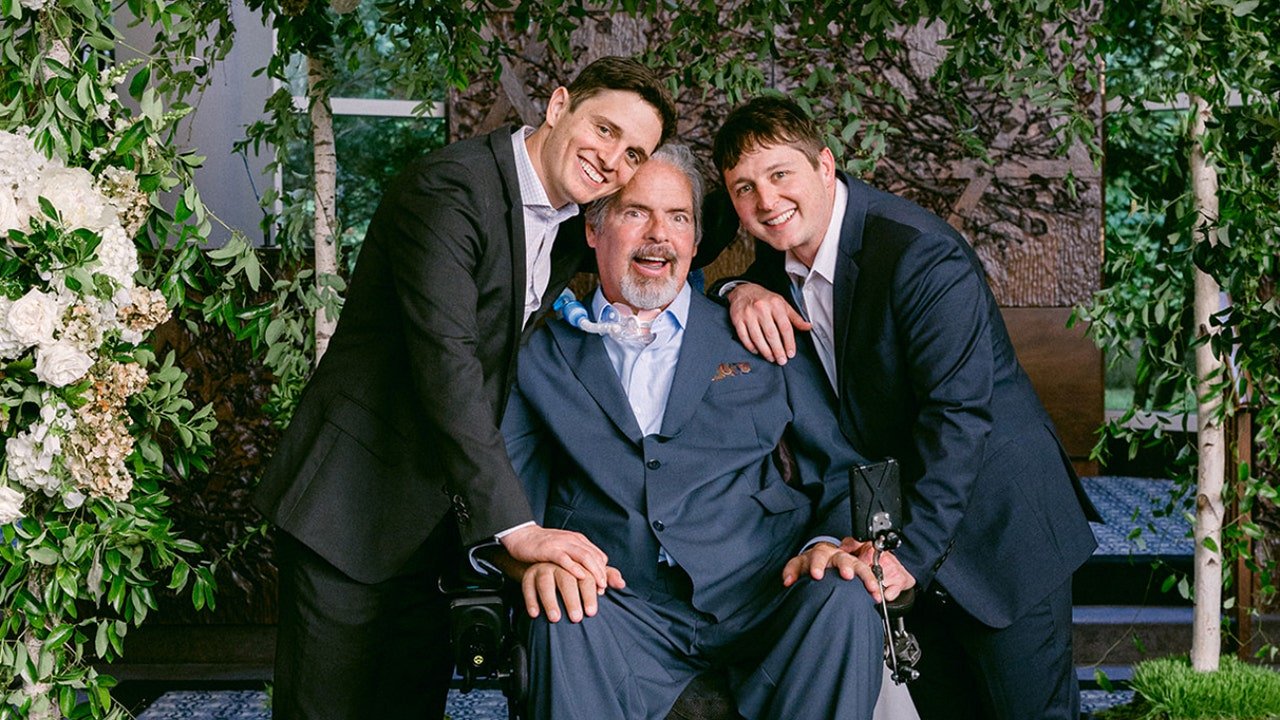 Ex-Falcons star Tim Green uses AI voice for podcast with son amid ALS battle