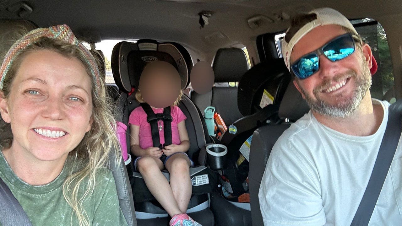 Lightning strike kills father of three at Texas golf club