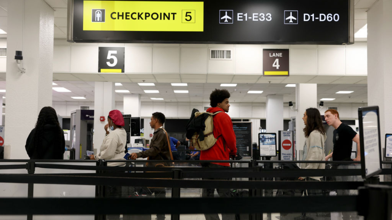 Former FBI agent warns visa overstays are 'national security issue' after Boulder attack