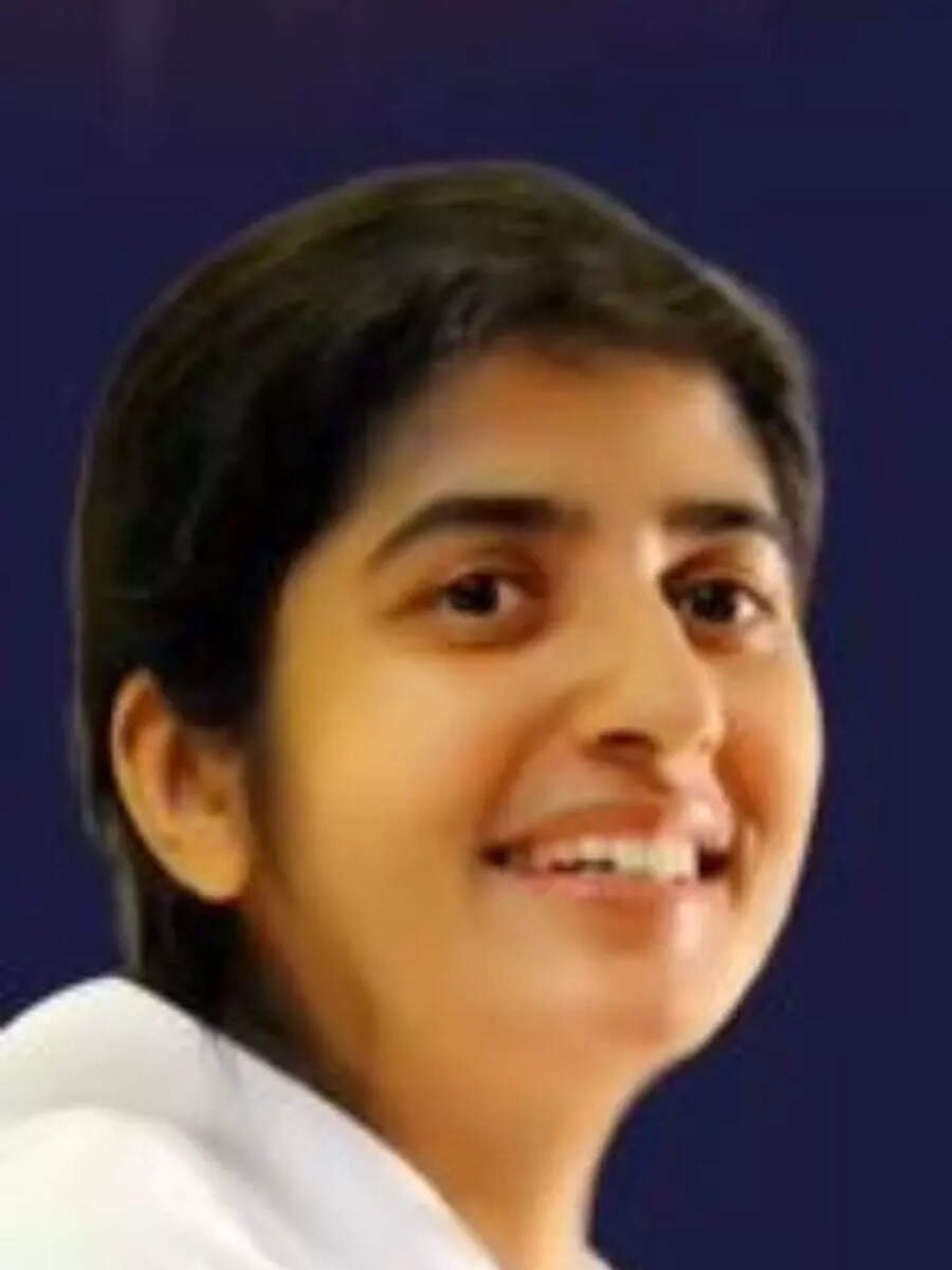 10 wise quotes by Sister Shivani on love and life