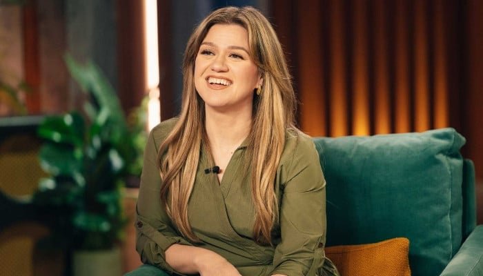 Kelly Clarkson postpones Las Vegas residency due to vocal strain