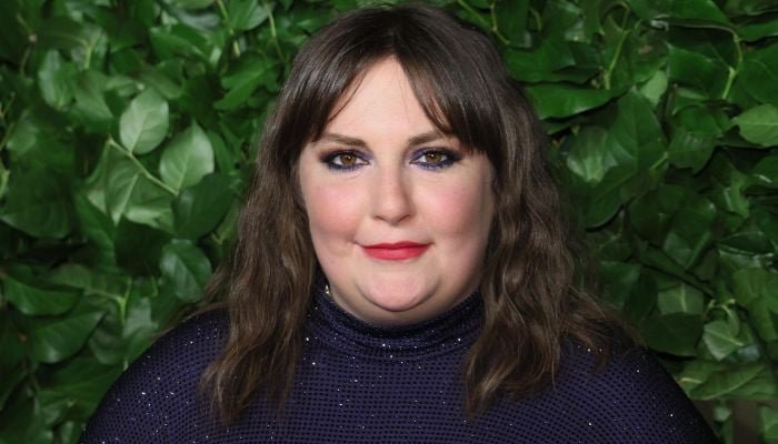 Lena Dunham struggles to breathe under fame’s pressure