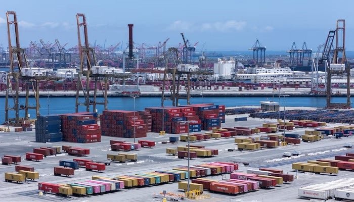 Trump unveils first wave of steeper US tariffs, extends deadline
