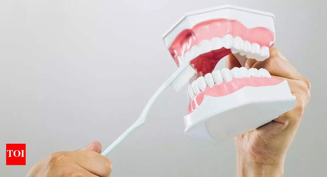 Think you’re brushing your teeth right? Dentists warn about this morning habit |